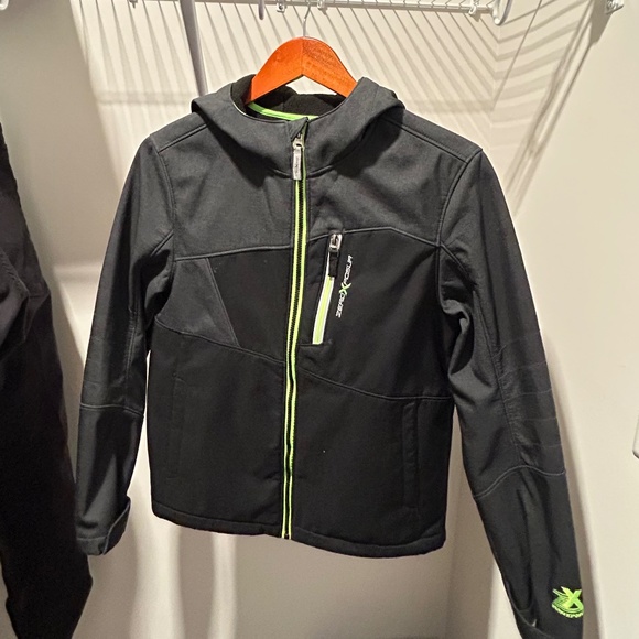 Black and green jacket - Picture 1 of 3